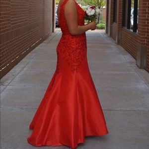 Sherri hill prom dress
